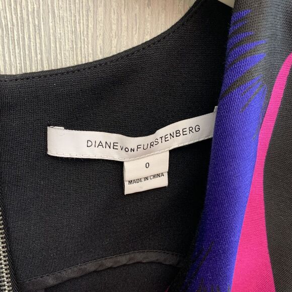 Diane Von Furstenberg Blue and Pink Mini Dress - Picture 4 of 7